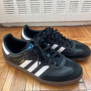 Black Adidas Sambas